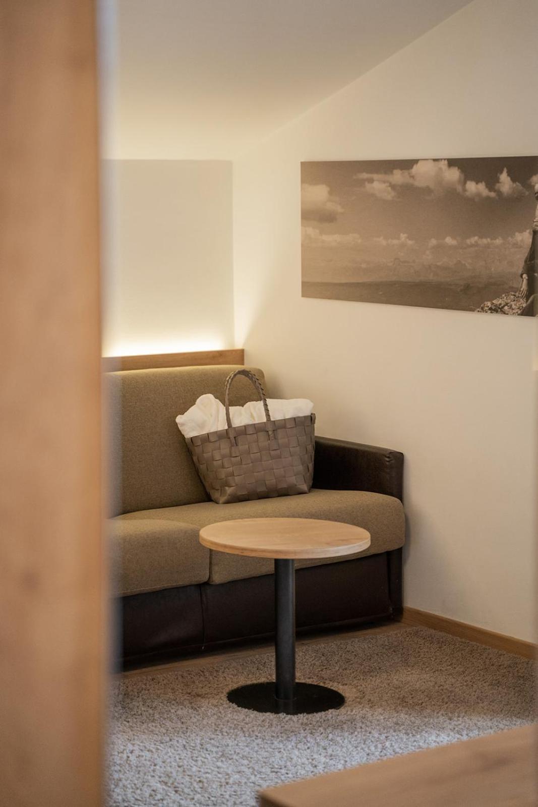 טירולו Hotel Brunnhofer מראה חיצוני תמונה